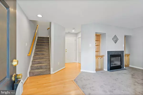 Columbia, MD 21044,10202 SHERMAN HEIGHTS PL #48
