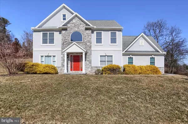 1424 STONECUTTER CIR, Hummelstown, PA 17036