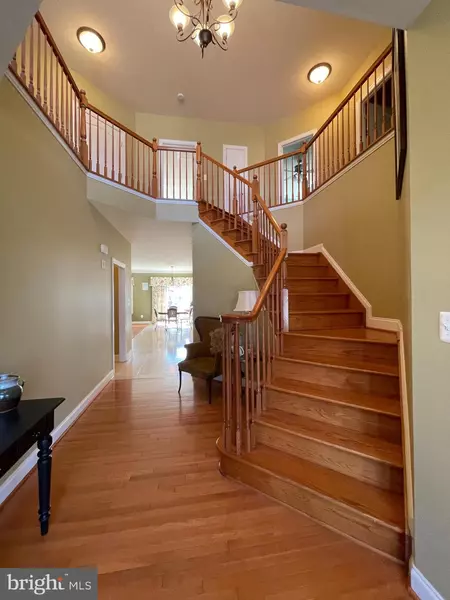 7607 DONERAIL CT, Chesapeake Beach, MD 20732