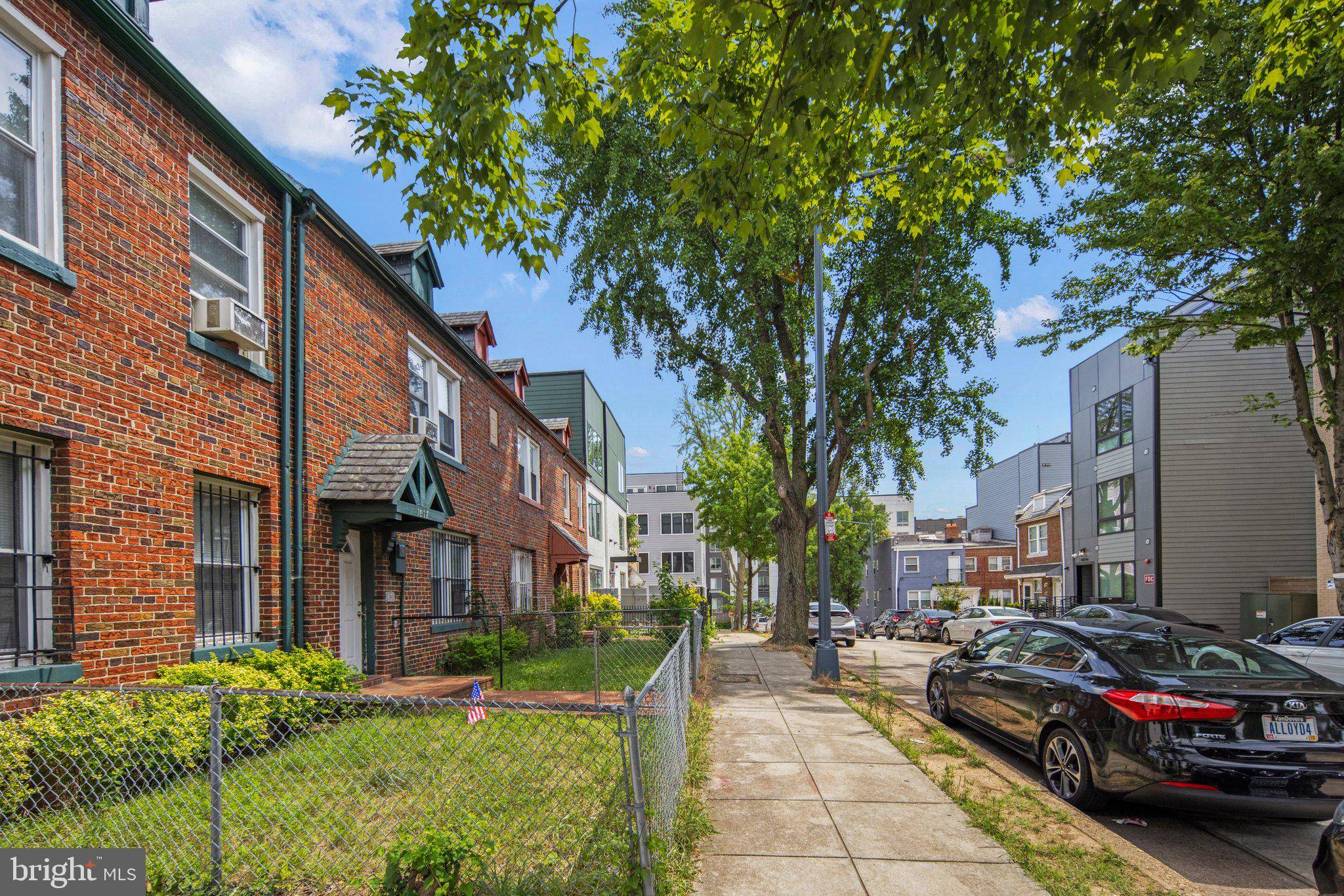 Washington, DC 20002,1017 17TH PL NE