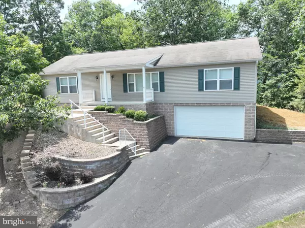 348 ASHLAND DR,  Ridgeley,  WV 26753