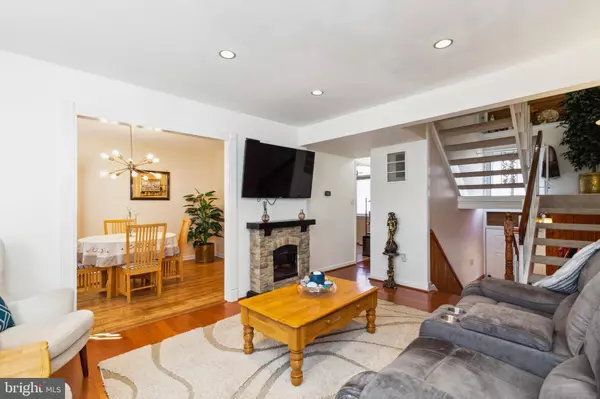 Woodbridge, VA 22192,12621 DULCINEA PL
