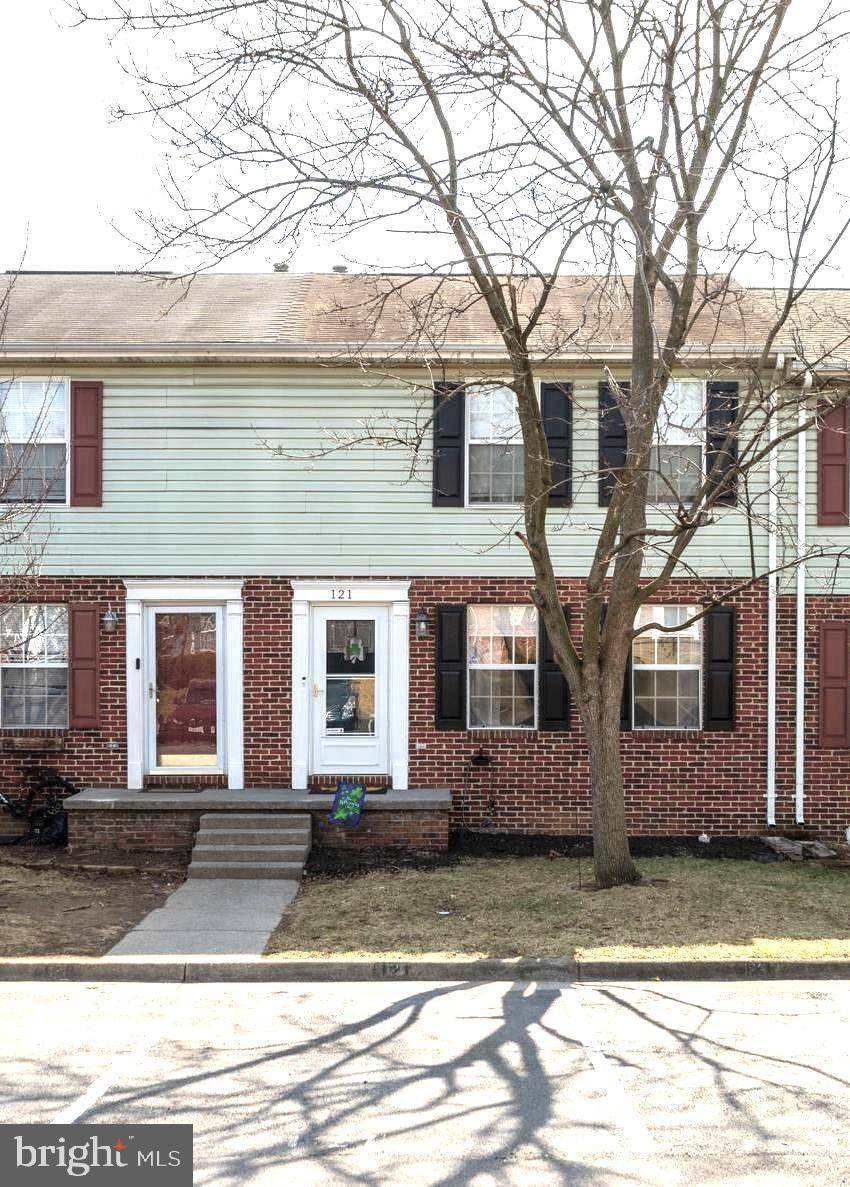 Winchester, VA 22602,121 PARKSIDE DR