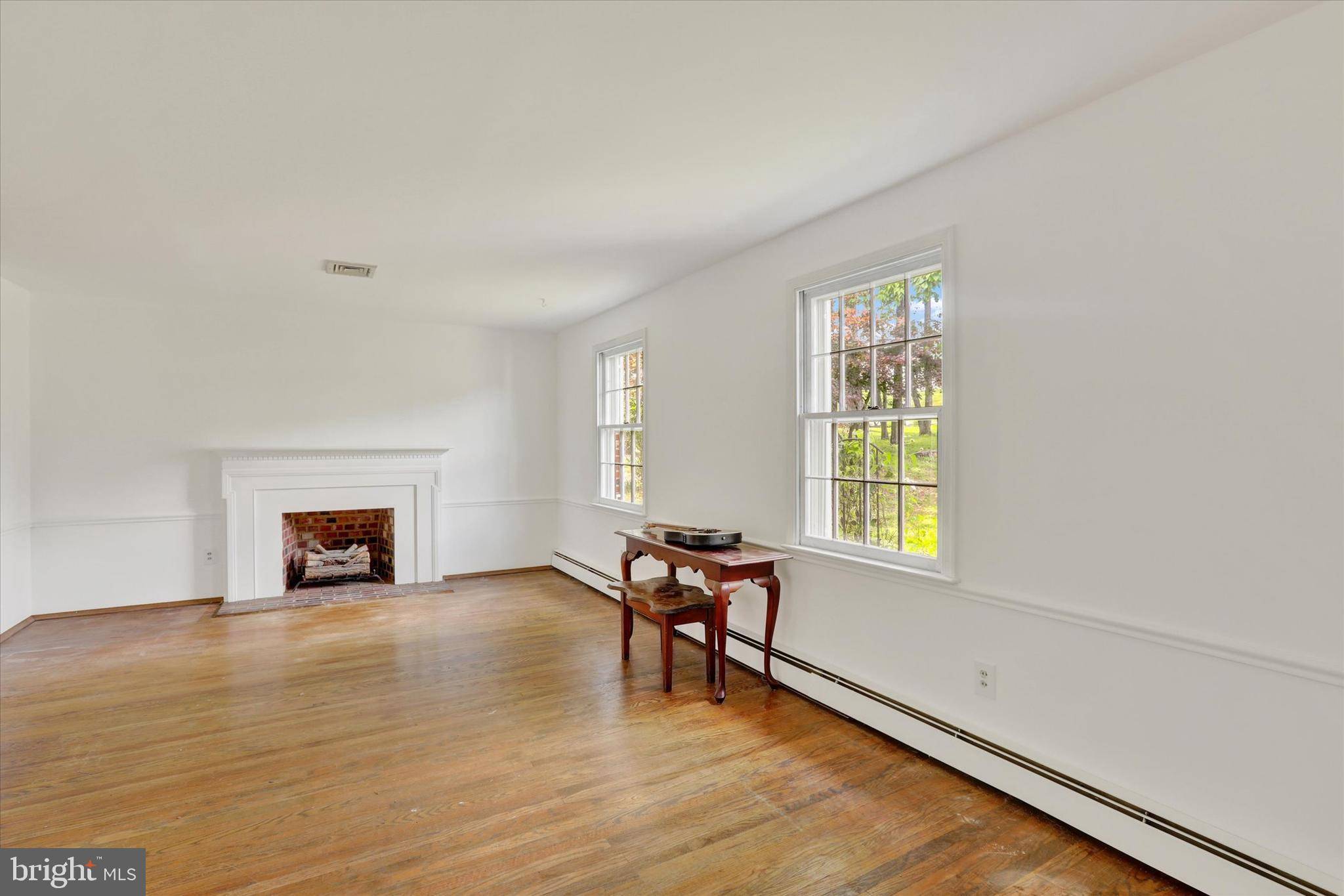 Holland, PA 18966,444 ROCKSVILLE RD