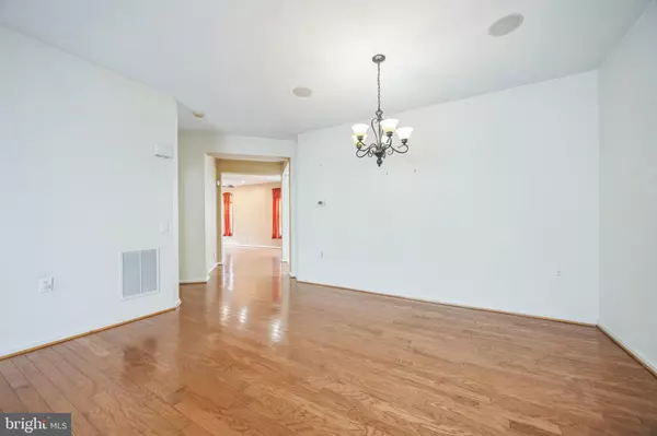 Hainesport, NJ 08036,142 GLENGARRY LN