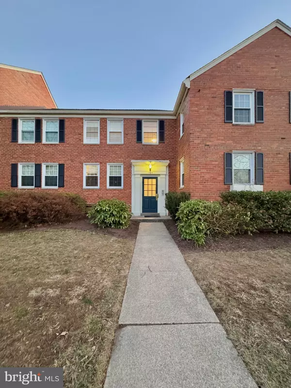 1109 BELLE VIEW BLVD #B2, Alexandria, VA 22307