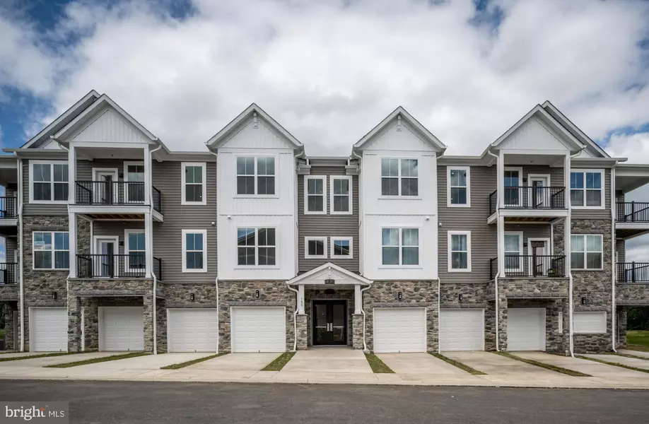 19 ARTEMISIA WAY #201, Stafford, VA 22554