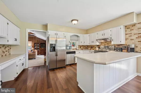 Rose Valley, PA 19086,8 TODMORDEN LN