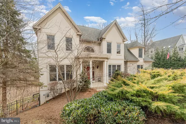 Hummelstown, PA 17036,479 ENGLISH IVY CT