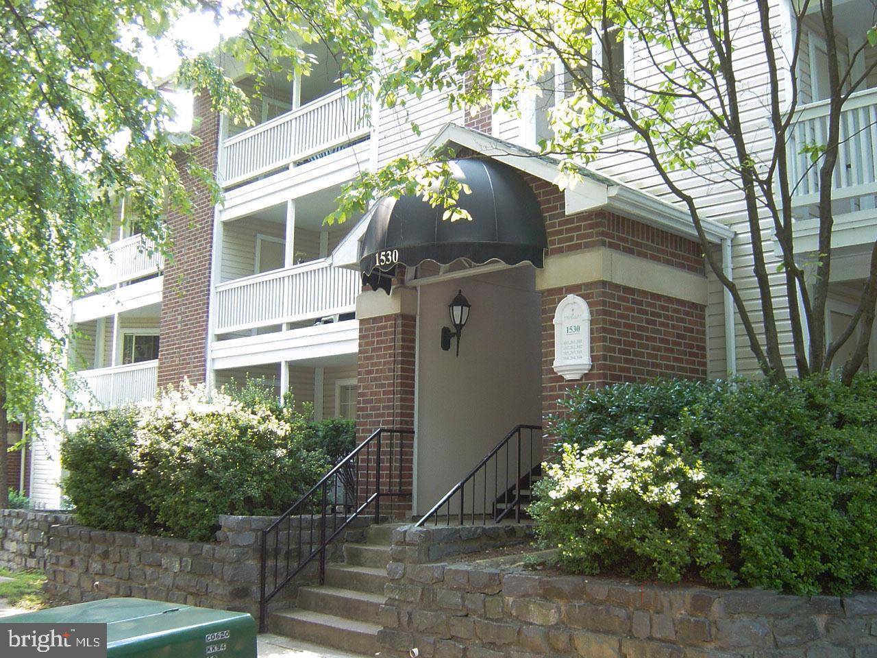 1530 LINCOLN WAY #101, Mclean, VA 22102