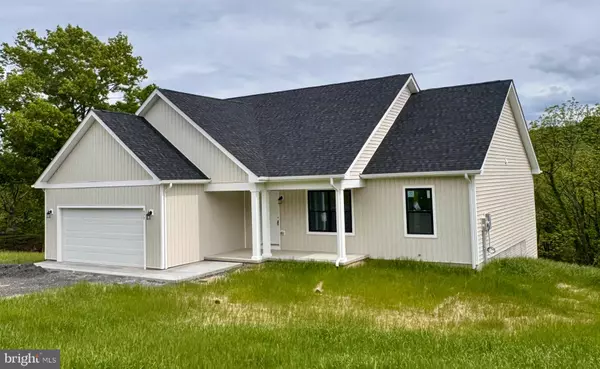 877 POINT DRIVE, Petersburg, WV 26847