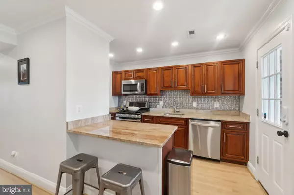 Washington, DC 20002,541 25TH PL NE