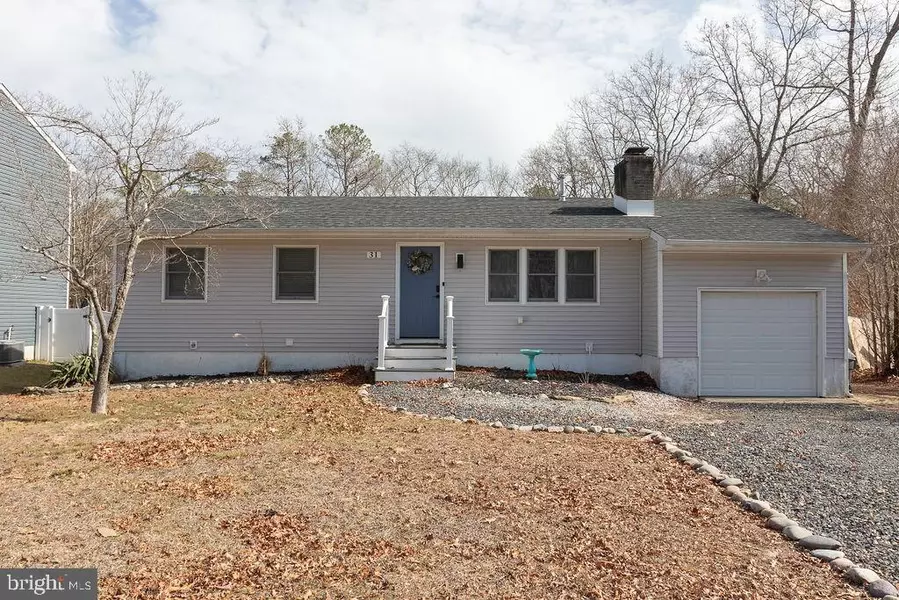 31 NAUTILUS DR, Barnegat, NJ 08005