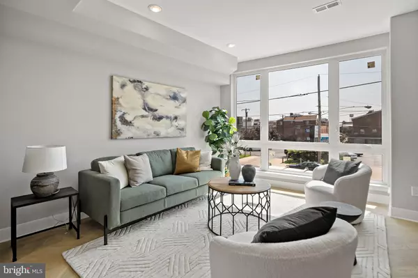 Philadelphia, PA 19148,1812 E MOYAMENSING AVE #B