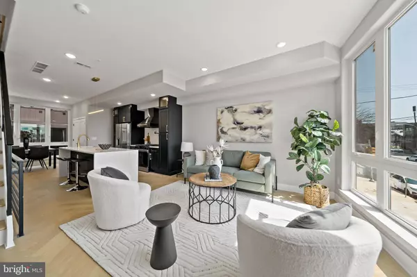 Philadelphia, PA 19148,1812 E MOYAMENSING AVE #B