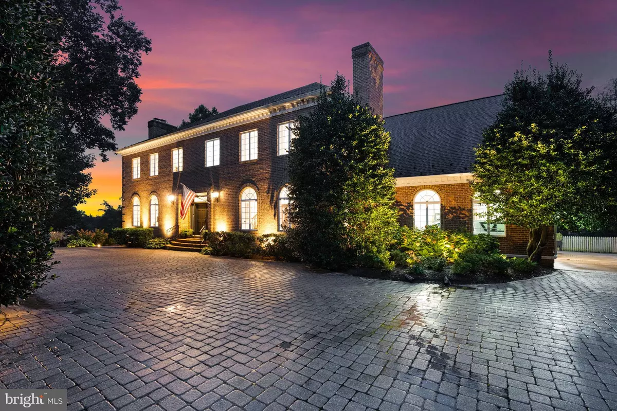 Mclean, VA 22102,933 BELLVIEW RD