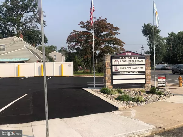 Philadelphia, PA 19114,9200 ACADEMY RD #1ST FLOOR & PARKING