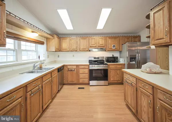 58 WILDFLOWER CT New Hope, PA 18938