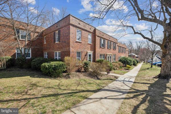 Arlington, VA 22204,2700 13TH RD S #511