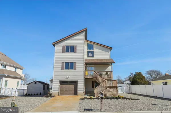 Forked River, NJ 08731,711 STEPHANIE CT