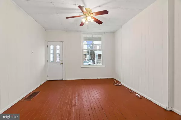 Philadelphia, PA 19124,4513 E STILES ST