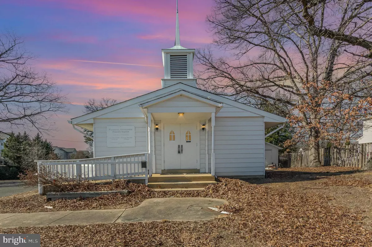 Alexandria, VA 22315,7146 BEULAH ST