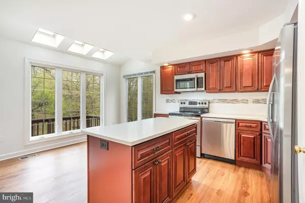 655 BUDLEIGH CIR Lutherville Timonium, MD 21093