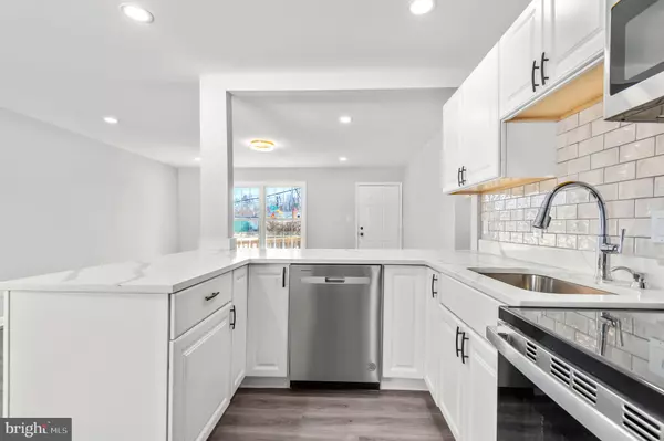 Glen Burnie, MD 21061,520 OAKWOOD STATION RD