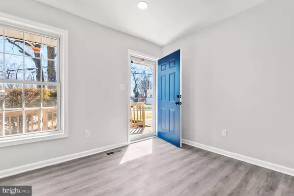 Glen Burnie, MD 21061,520 OAKWOOD STATION RD