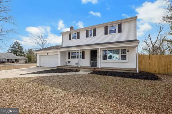 322 IRIS RD, Cherry Hill, NJ 08003