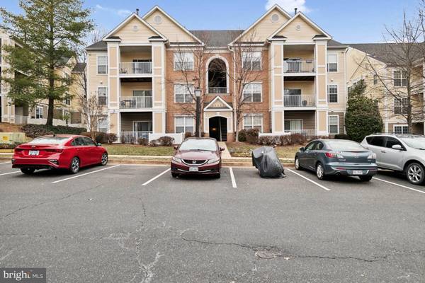 20903 CEDARPOST SQ #101, Ashburn, VA 20147