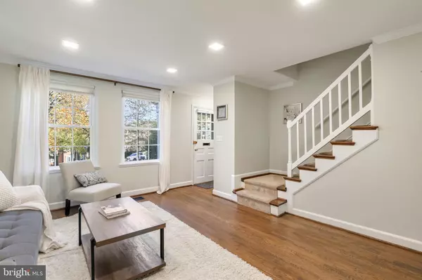 Arlington, VA 22206,4894 28TH ST S