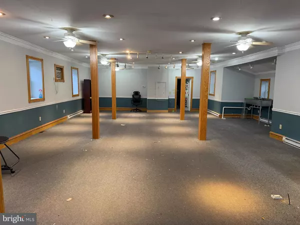 Berkeley Springs, WV 25411,50 N WASHINGTON ST