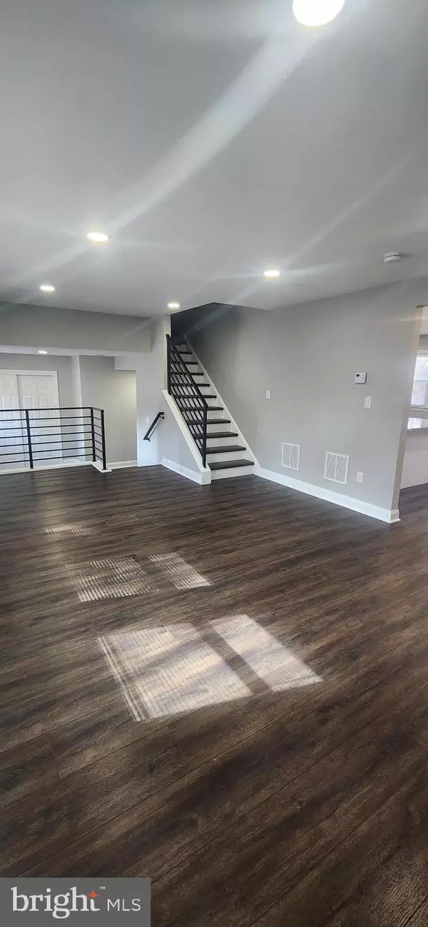 Feasterville Trevose, PA 19053,1320 CLOVER LN