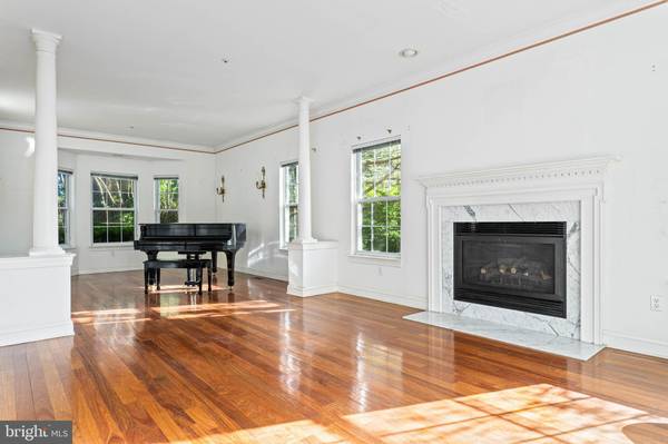 Conshohocken, PA 19428,1212 LEMONTON CT