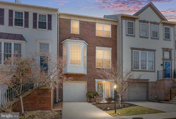 6557 PARISH GLEBE LN, Alexandria, VA 22315