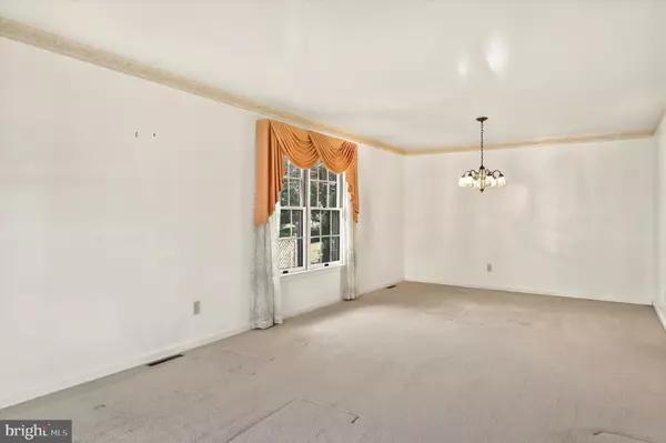 Fayetteville, PA 17222,6985 FAIRWAY DRIVE EAST