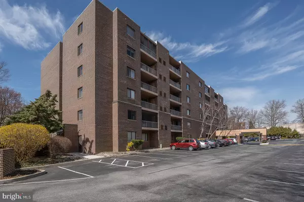 Wynnewood, PA 19096,1219 W WYNNEWOOD RD #511