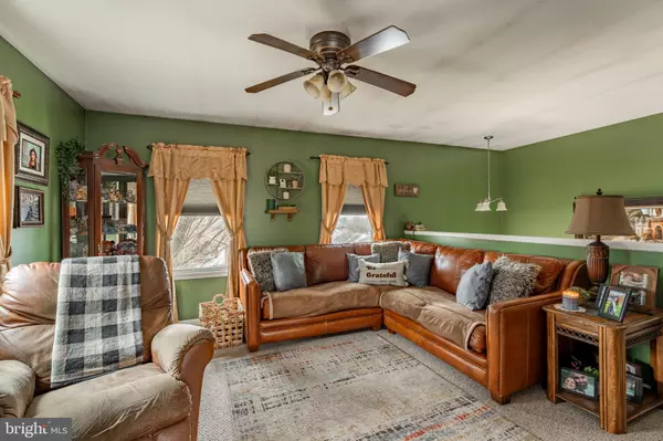 Stevens, PA 17578,67 ORIOLE DR