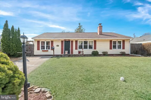 702 ERDMAN RD, Wilmington, DE 19804