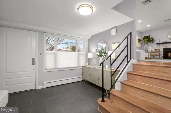 Silver Spring, MD 20903,10600 LILAC PL