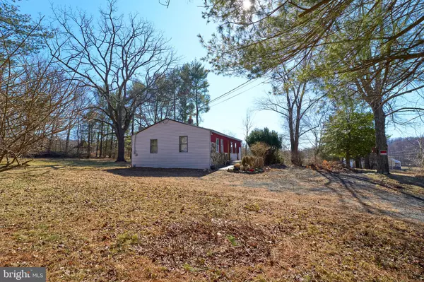 Leesburg, VA 20175,20520 GLEEDSVILLE RD