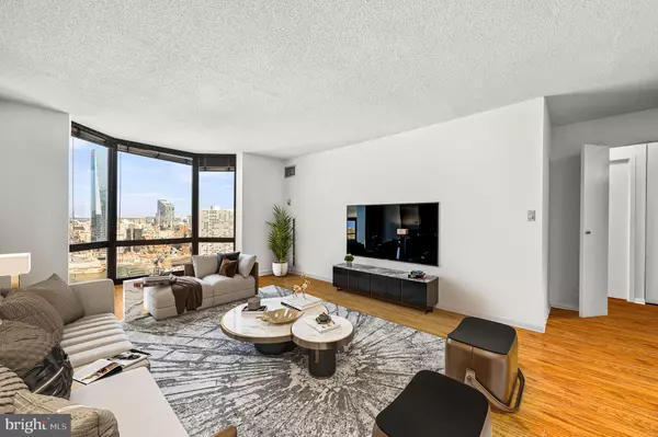 Philadelphia, PA 19103,2020 WALNUT ST #28J