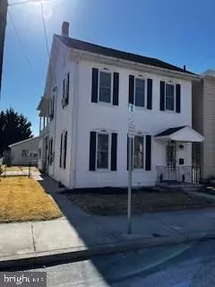 136 E SECOND STREET, Waynesboro, PA 17268