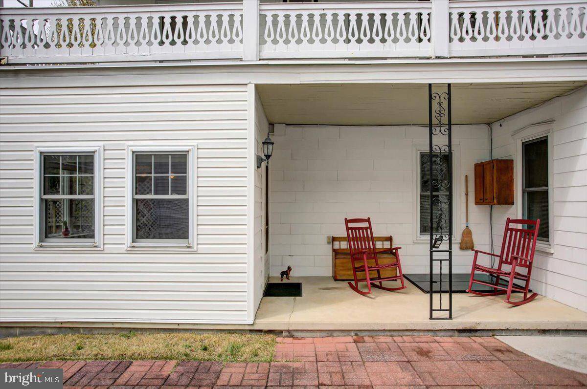 Waynesboro, PA 17268,136 E SECOND STREET