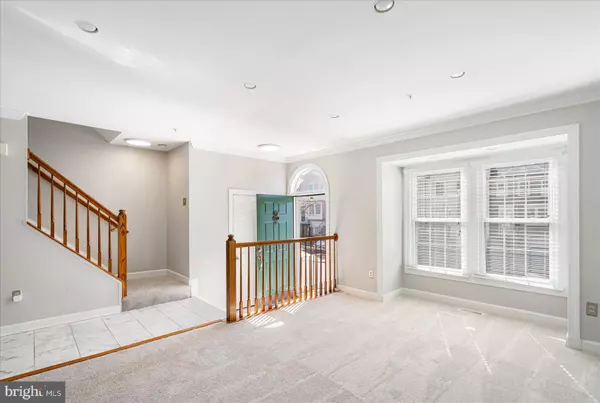 Ellicott City, MD 21043,7907 BRIGHTMEADOW CT