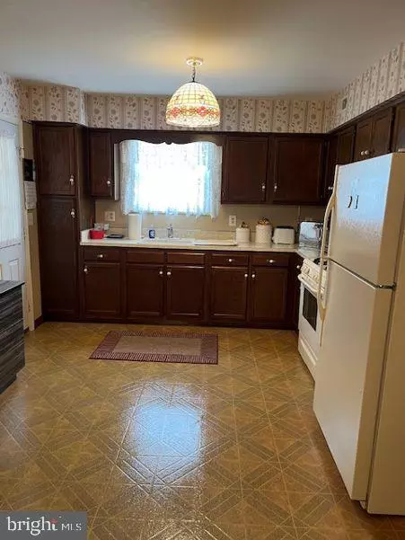 Turnersville, NJ 08012,1778 CONGRESS DR
