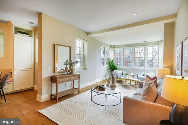 Washington, DC 20008,2926 PORTER ST NW #308