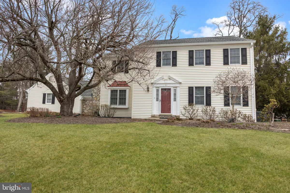 Washington Crossing, PA 18977,4 CANAL RUN E