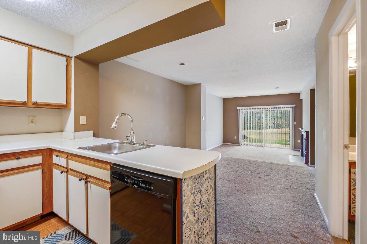 Olney, MD 20832,18353 LEMAN LAKE DR #804
